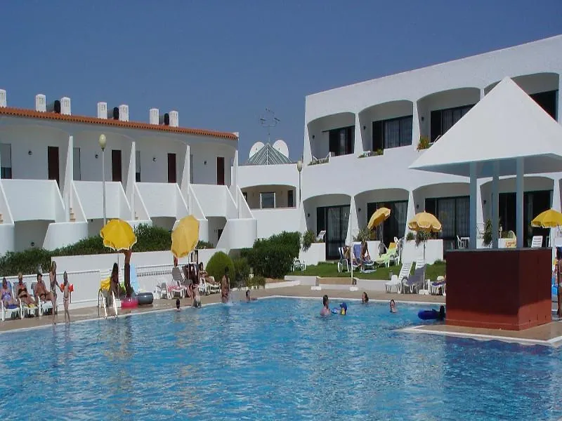 Quinta Das Figueirinhas & Quintinha Village Porches  Aparthotel Porches (Algarve)