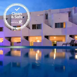 4* Aparthotel Lagoa Hotel